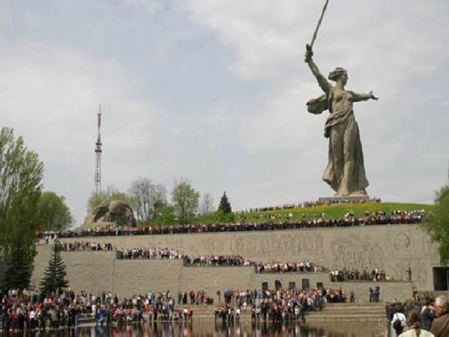ВОЛГОГРАД. РОДИНА-МАТЬ ЗОВЕТ  