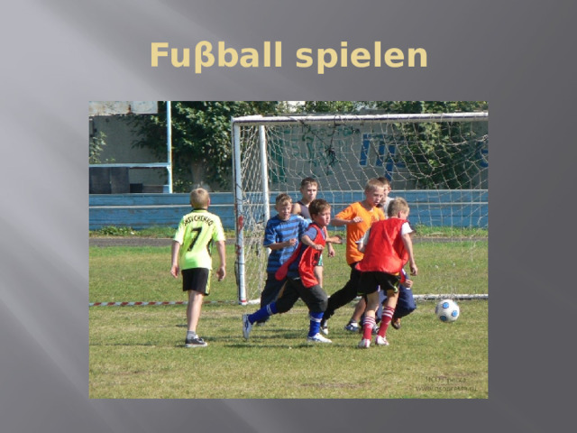 Fu βball spielen 